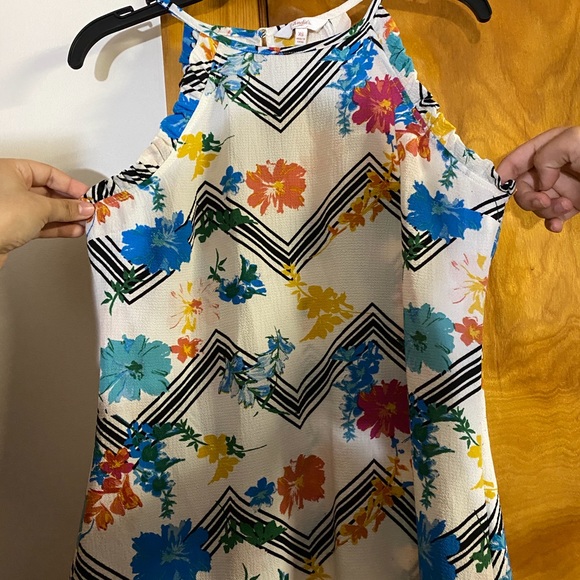 Floral white tank top - Picture 2 of 4